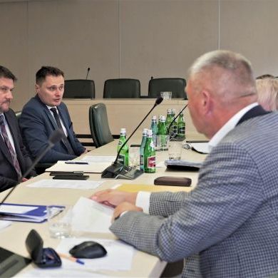 Spotkanie Wiceministra Krzysztofa Ciecióry z GLW Pawłem Niemczukiem oraz Granicznymi Lekarzami Weterynarii 