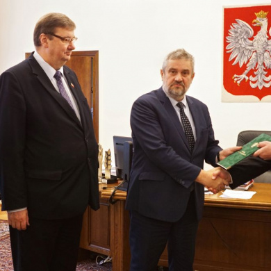 Minister Jan Krzysztof Ardanowski wręczył powołanie Zastępcy Głównego Lekarza Weterynarii